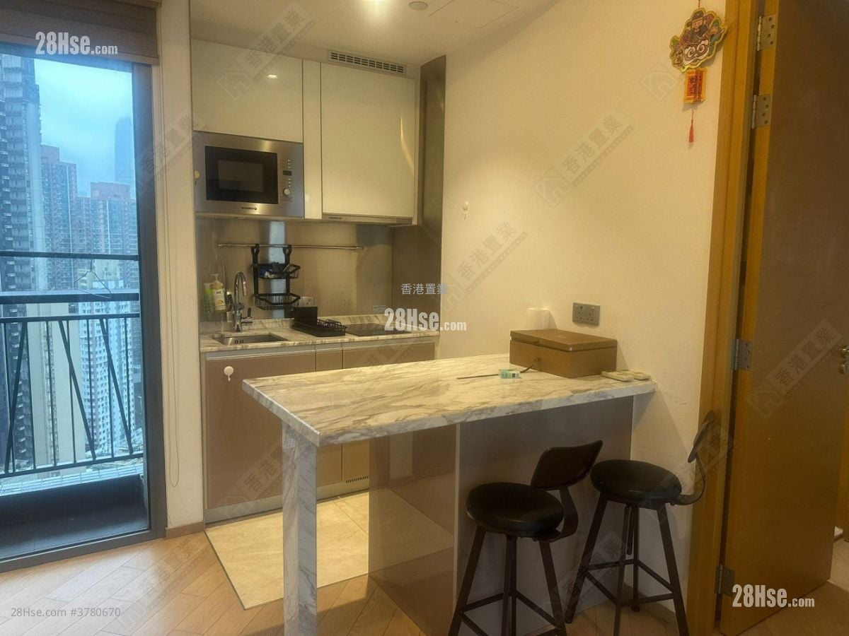 The Met. Sublime Sell 1 Bedroom , 1 Bathroom 328 ft²