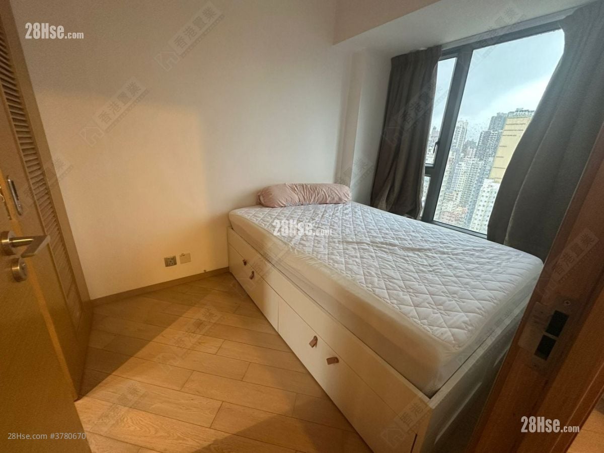 The Met. Sublime Sell 1 Bedroom , 1 Bathroom 328 ft²