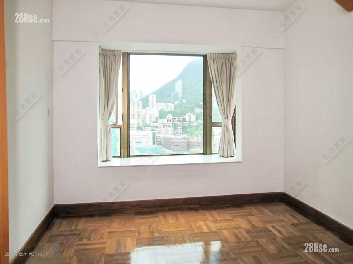 The Belcher's Sell 2 Bedrooms , 1 Bathroom 667 ft²