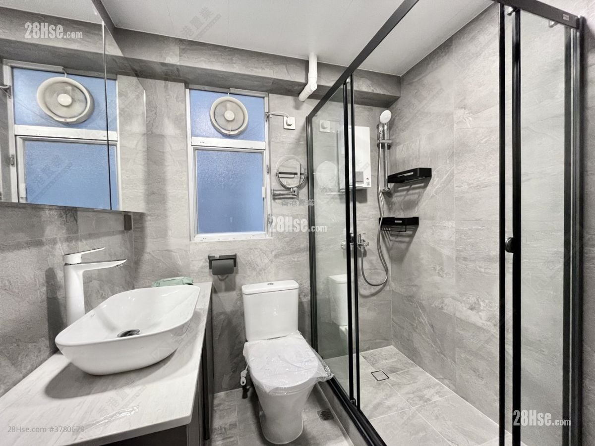 Bonham Court Rental 2 Bedrooms , 1 Bathroom 470 ft²