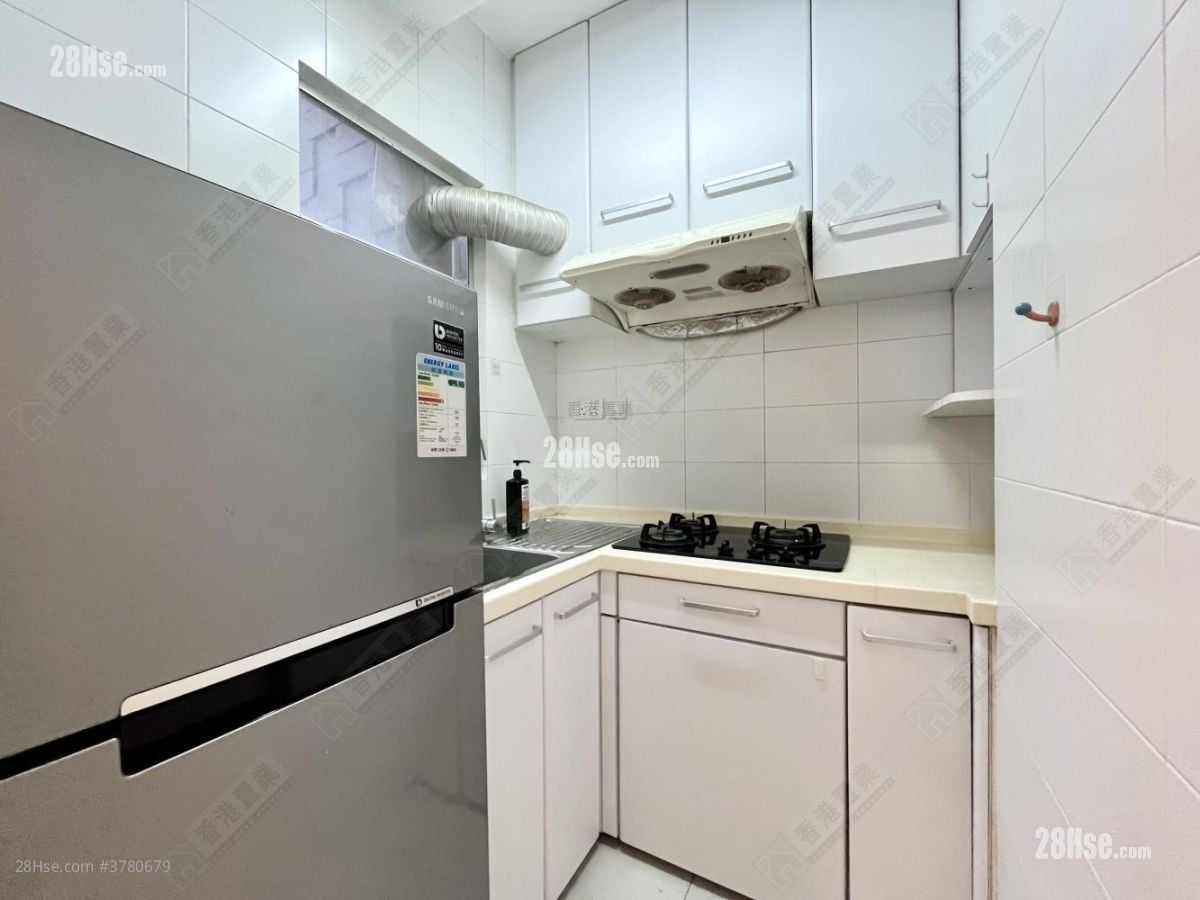 Bonham Court Rental 2 Bedrooms , 1 Bathroom 470 ft²