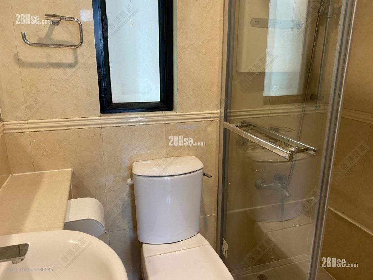 海景轩 售盘 2 房 , 1 浴室 356 平方尺