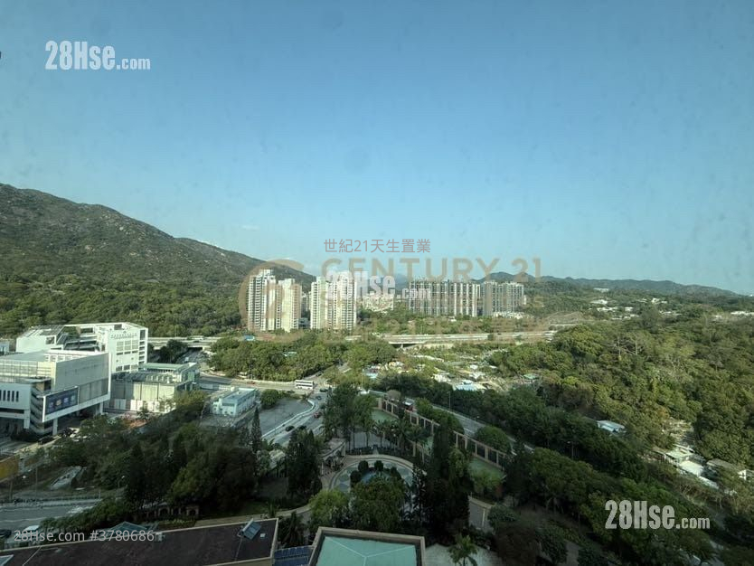 爱琴海岸 售盘 4 房 , 2 浴室 742 平方尺