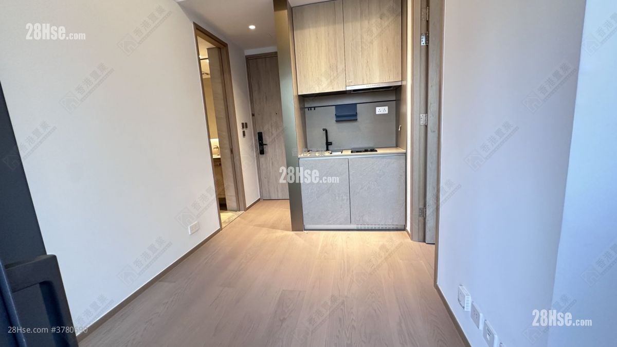 101 Kings Road Rental 1 Bedroom , 1 Bathroom 244 ft²