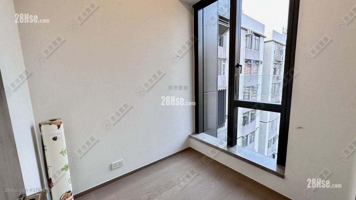 101 Kings Road Rental 1 Bedroom , 1 Bathroom 244 ft²