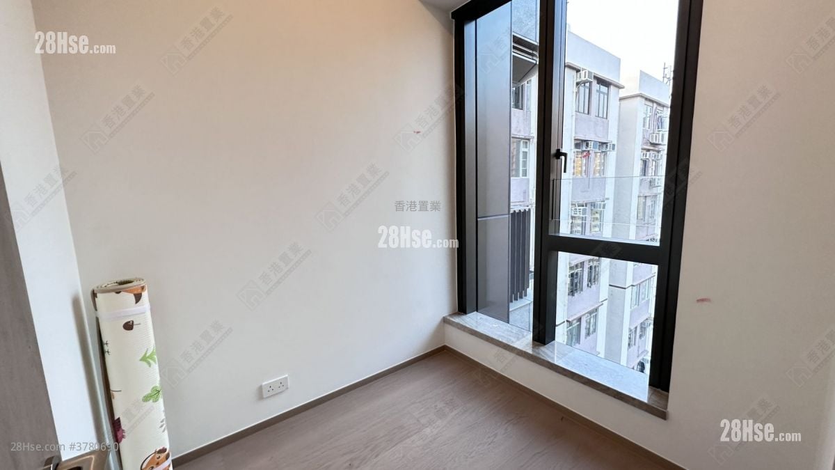 101 Kings Road Rental 1 Bedroom , 1 Bathroom 244 ft²