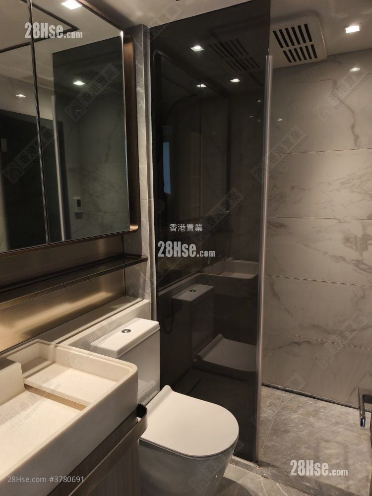 Lime Gala Rental 2 Bedrooms , 1 Bathroom 459 ft²