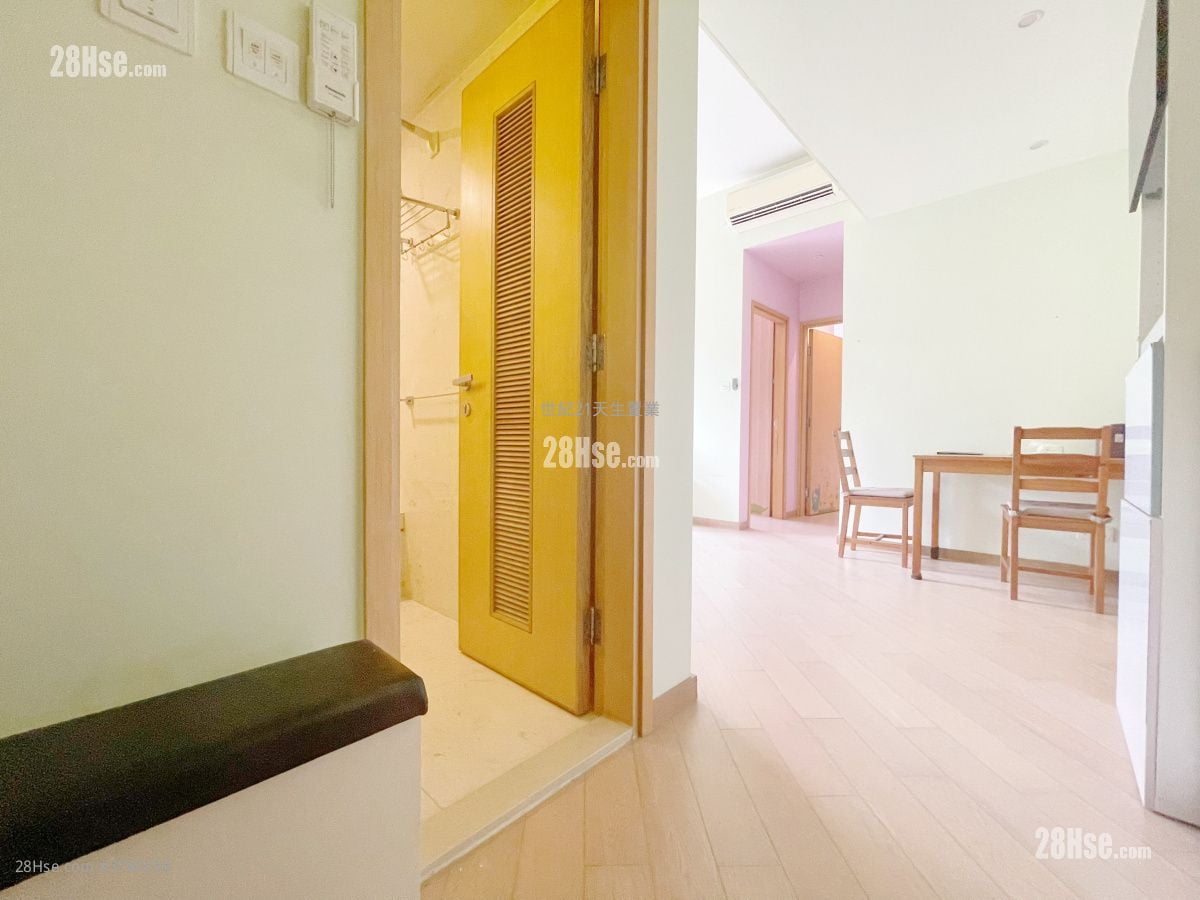 Avignon Sell 3 Bedrooms , 2 Bathrooms 698 ft²