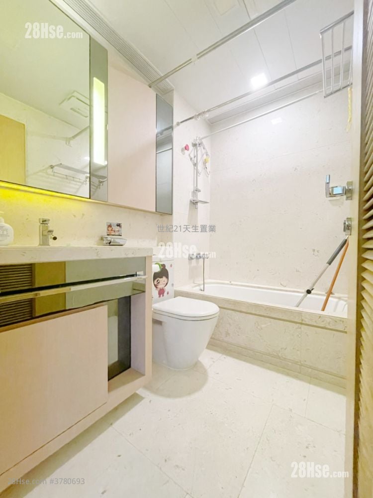 Avignon Sell 3 Bedrooms , 2 Bathrooms 698 ft²