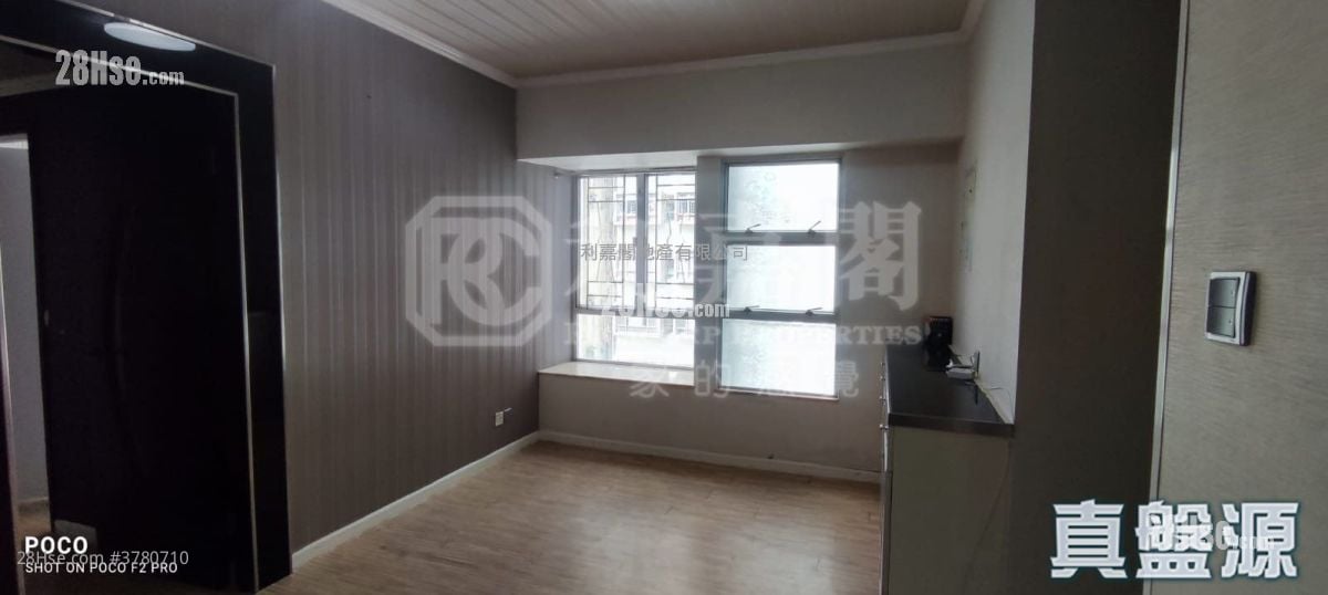 Tsuen King Garden Rental 3 Bedrooms , 1 Bathroom 551 ft²