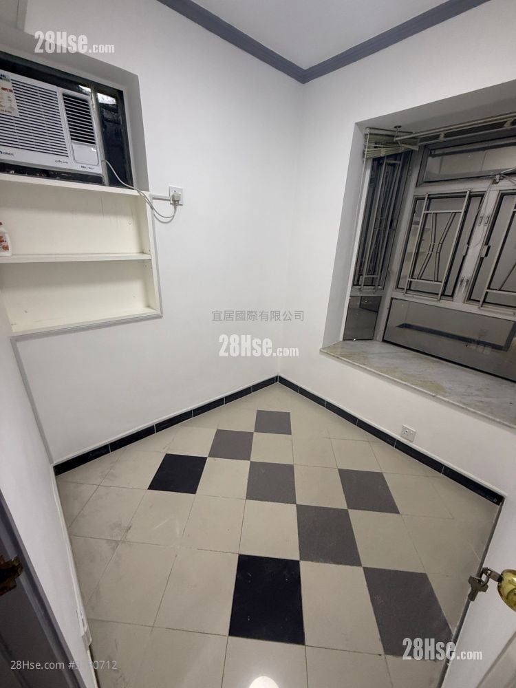 Shatin Centre Rental 2 Bedrooms , 1 Bathroom 390 ft²