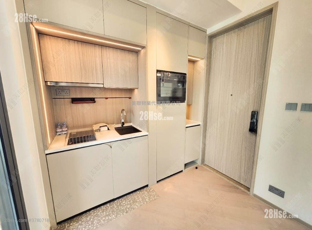 连方 售盘 开放式间隔 , 1 浴室 267 平方尺