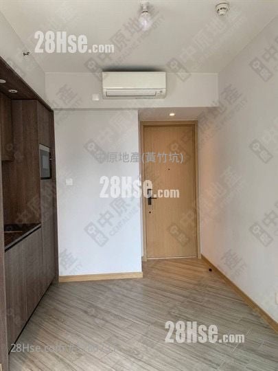 South Walk Aura Sell 1 Bedroom , 1 Bathroom 265 ft²