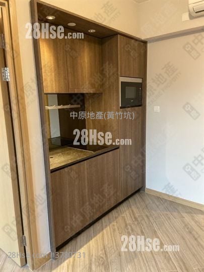 South Walk Aura Sell 1 Bedroom , 1 Bathroom 265 ft²