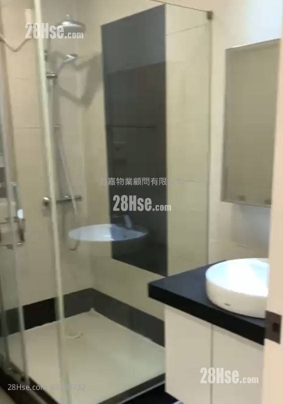 威景台 售盘 2 房 , 1 浴室 700 平方尺