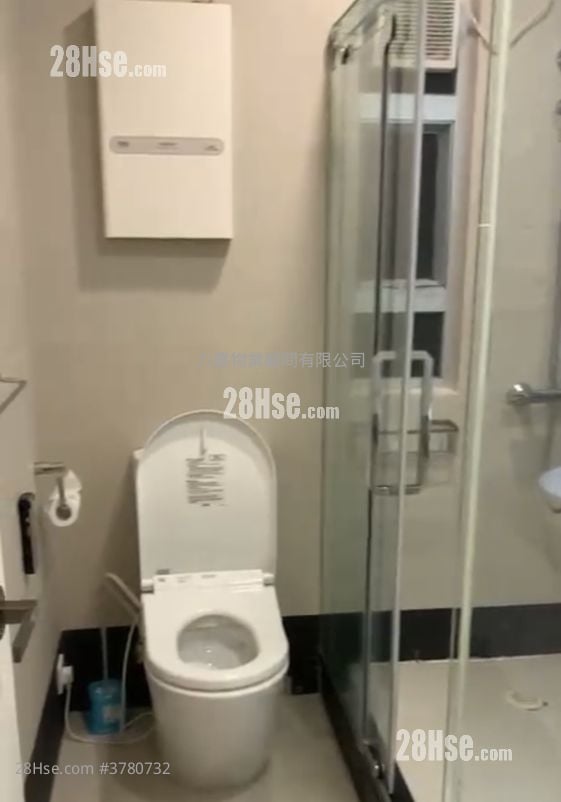 威景台 售盘 2 房 , 1 浴室 700 平方尺