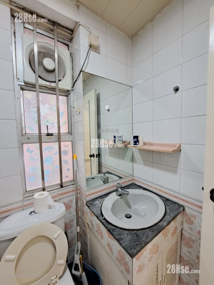 Serenity Park Sell 2 Bedrooms , 1 Bathroom 355 ft²