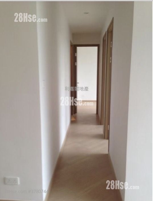 The Woodsville Sell 3 Bedrooms 774 ft²