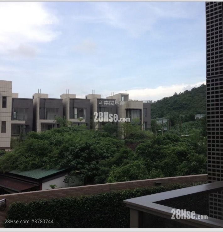 The Woodsville Sell 3 Bedrooms 774 ft²