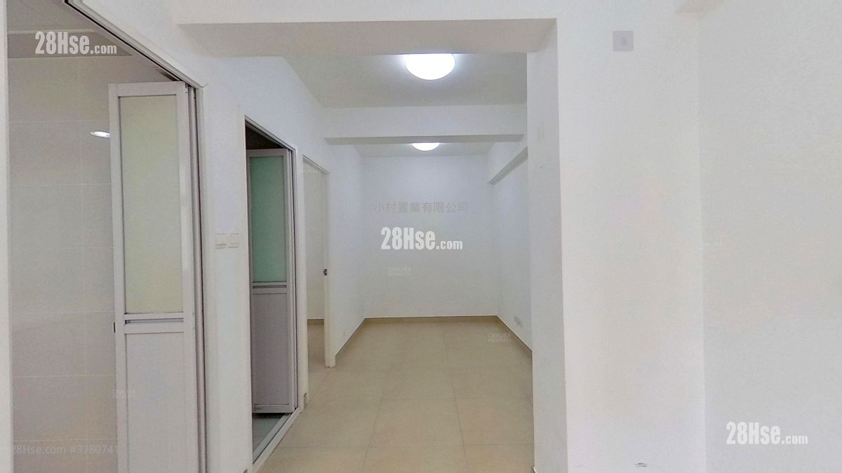 living room: Lok Fu Mansion Rental 1 Bedroom , 1 Bathroom 350 ft²