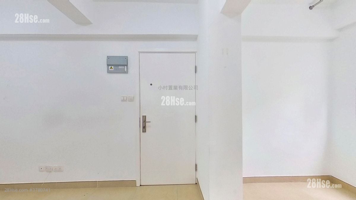 living room: Lok Fu Mansion Rental 1 Bedroom , 1 Bathroom 350 ft²