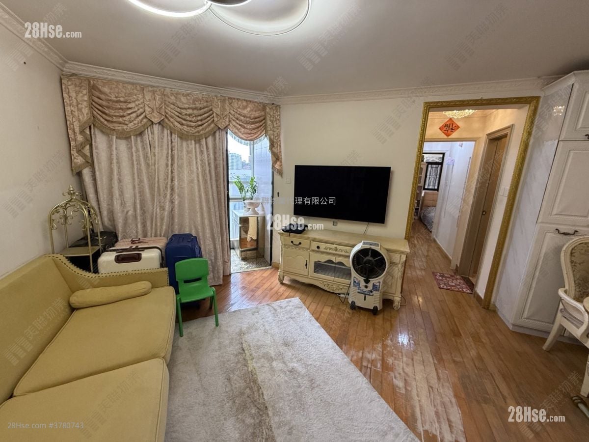 杏花邨 售盘 3 房 , 1 浴室 645 平方尺