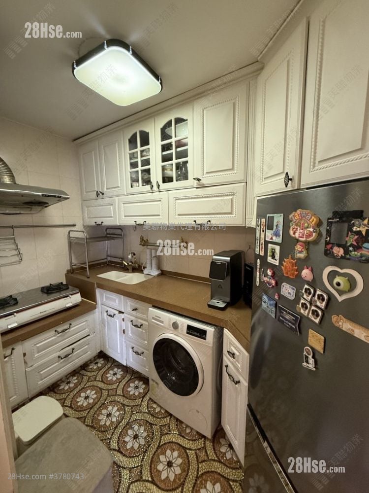 杏花邨 售盘 3 房 , 1 浴室 645 平方尺