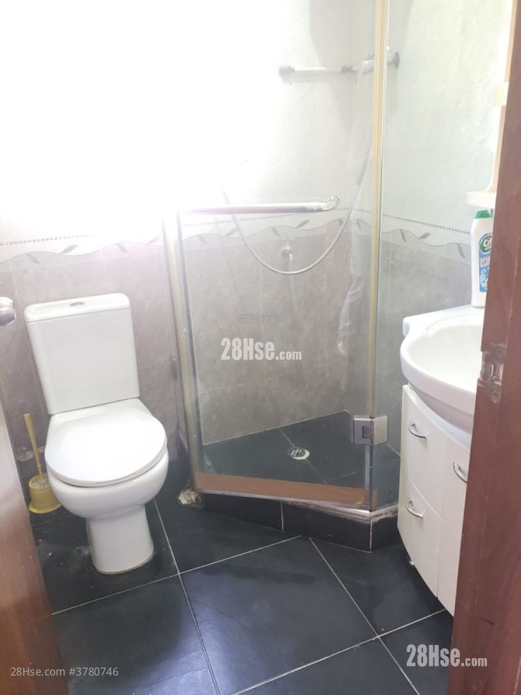 永华大厦 售盘 2 房 , 1 浴室 319 平方尺