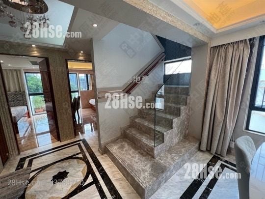 Sunview Garden Sell 5+ Bedrooms , 3 Bathrooms 2,347 ft²