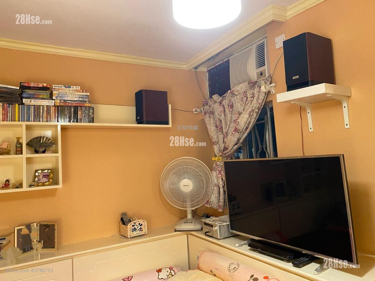 富景花园 售盘 3 房 , 2 浴室 592 平方尺