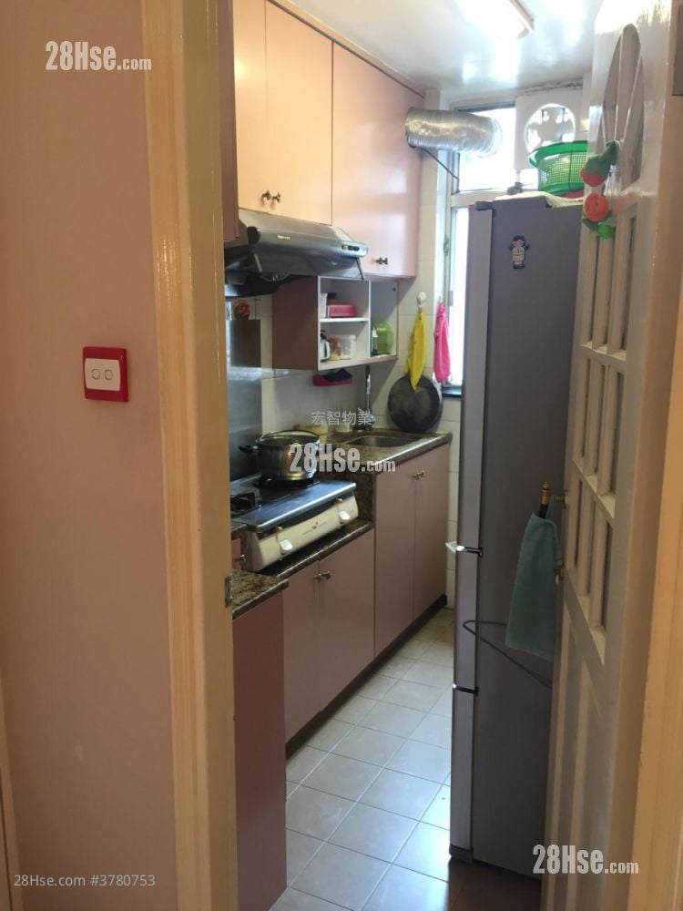 富景花园 售盘 3 房 , 2 浴室 592 平方尺