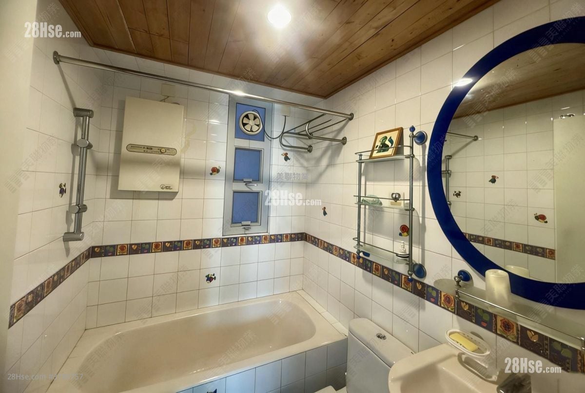 Garden Vista Sell 3 Bedrooms , 2 Bathrooms 742 ft²