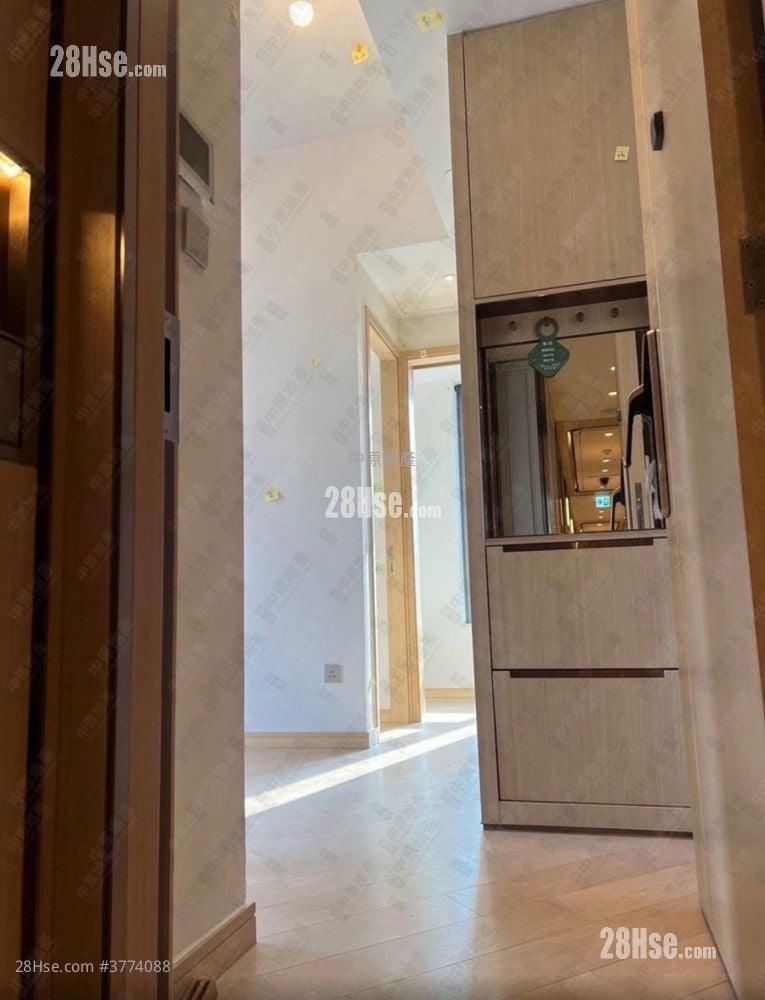 Manor Hill Sell 2 Bedrooms 406 ft²