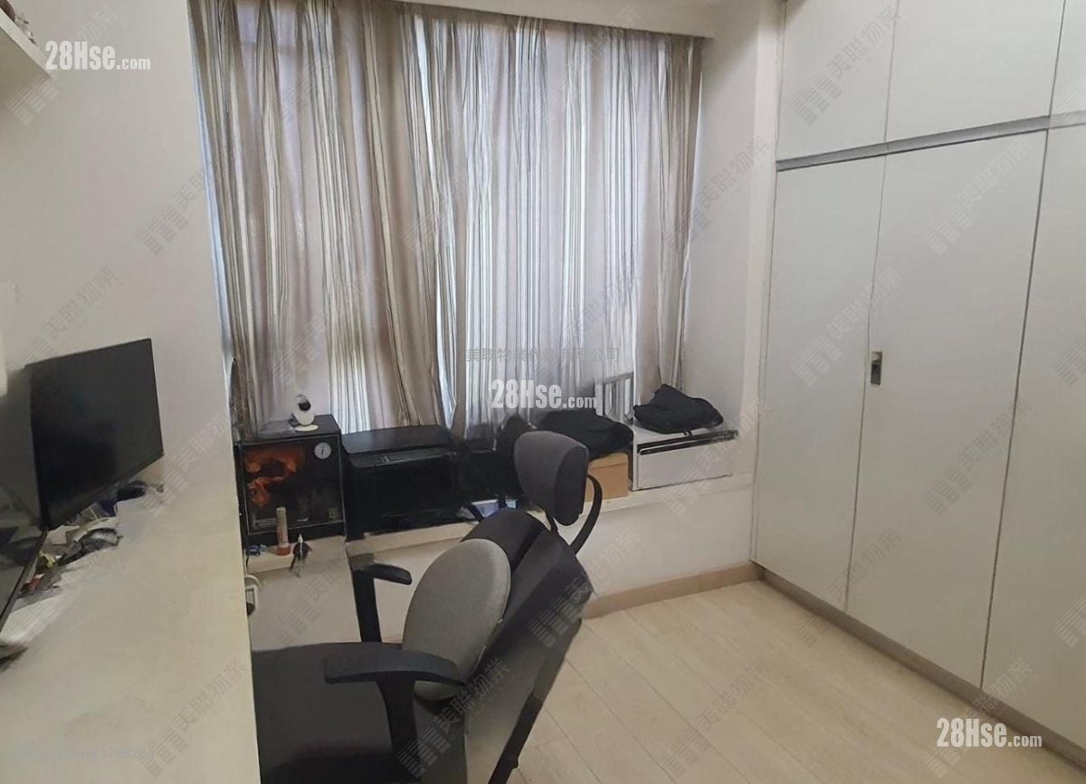 Seasons Villas Sell 3 Bedrooms 933 ft²