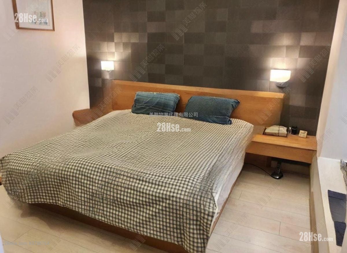 Seasons Villas Sell 3 Bedrooms 933 ft²