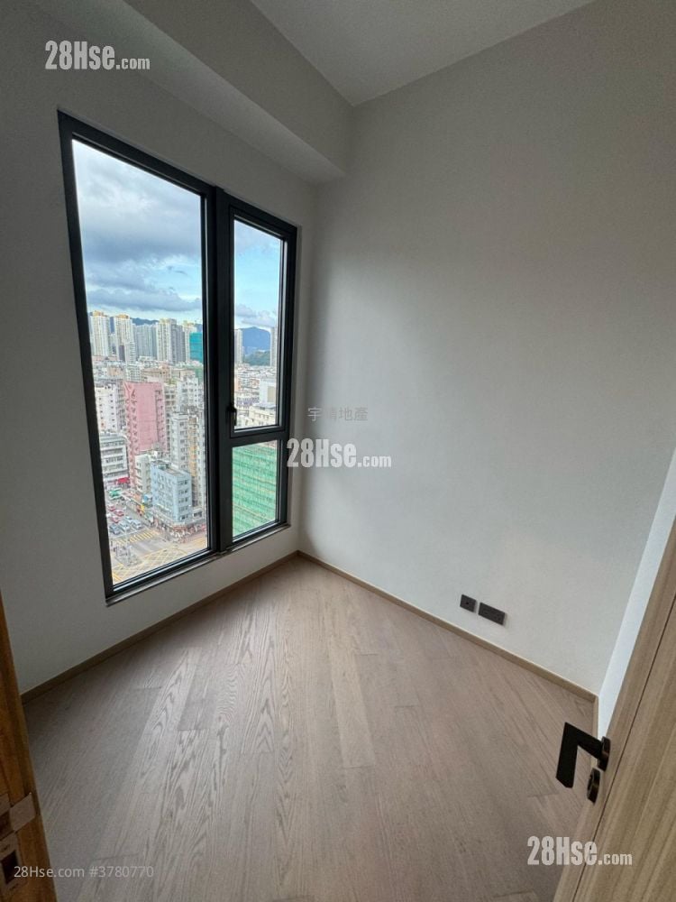 连方 租盘 1 房 , 1 浴室 292 平方尺