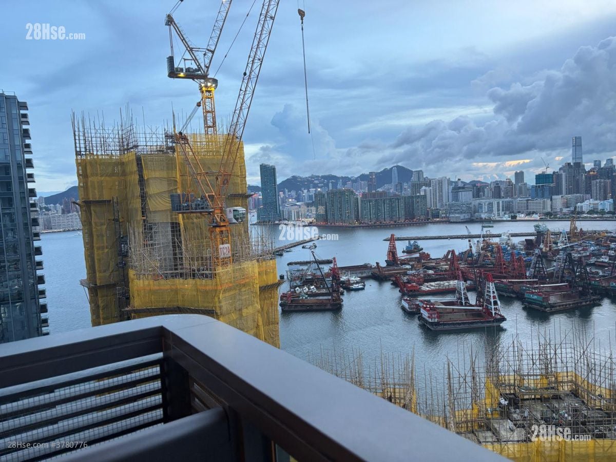 Twin Victoria Rental 1 Bedroom , 1 Bathroom 301 ft²