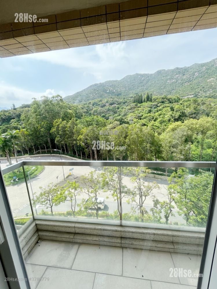 Avignon Sell 3 Bedrooms , 2 Bathrooms 698 ft²