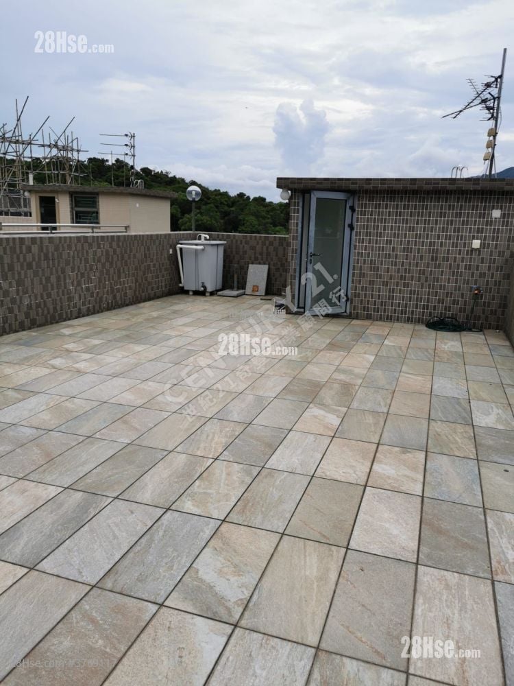 Village Sell 4 Bedrooms , 2 Bathrooms