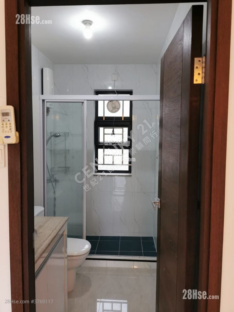 Village Sell 4 Bedrooms , 2 Bathrooms