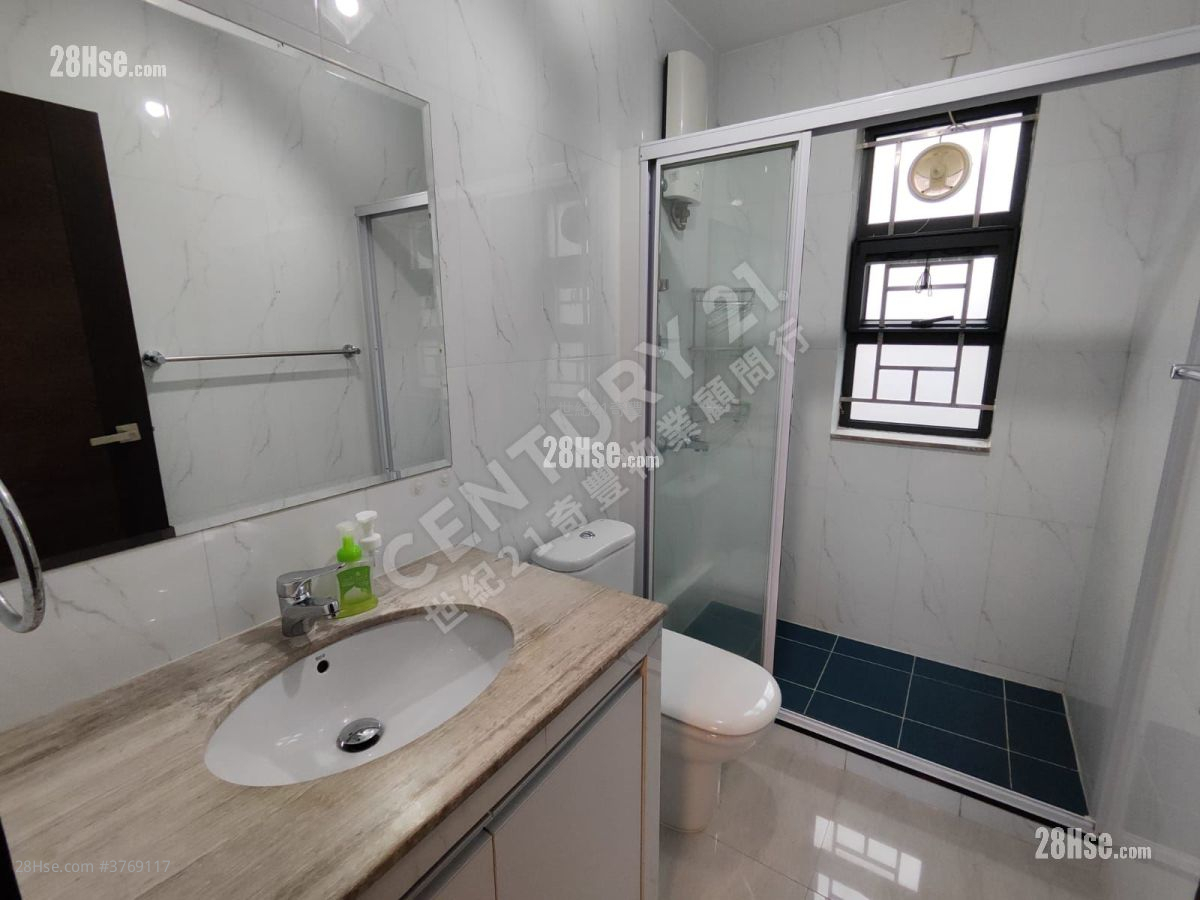 Village Sell 4 Bedrooms , 2 Bathrooms