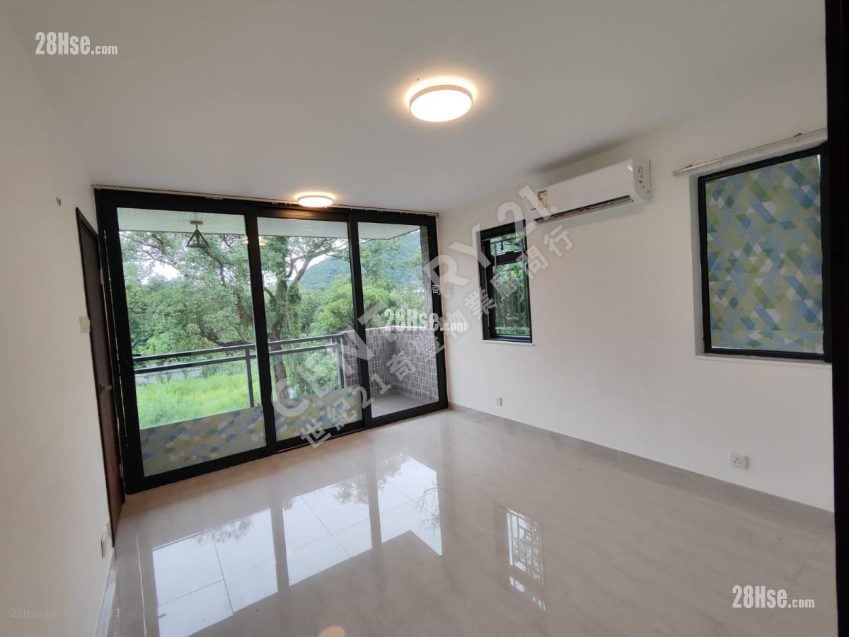 Village Sell 4 Bedrooms , 2 Bathrooms