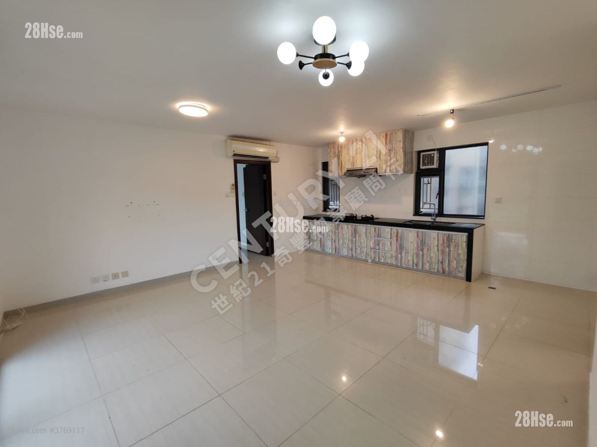 Village Sell 4 Bedrooms , 2 Bathrooms