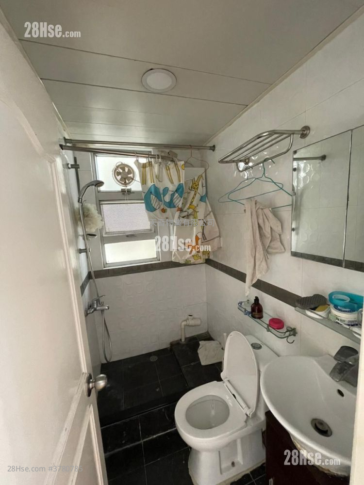 Golden Mansion Sell 2 Bedrooms , 1 Bathroom 281 ft²