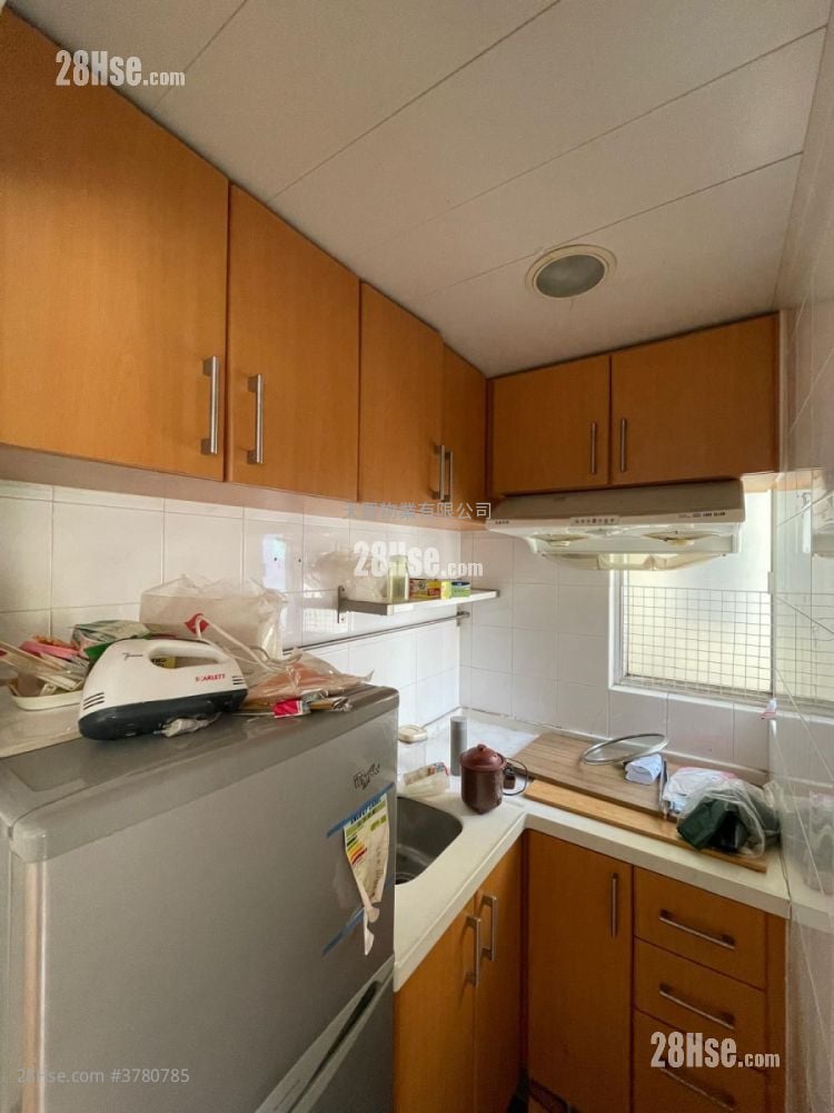 Golden Mansion Sell 2 Bedrooms , 1 Bathroom 281 ft²