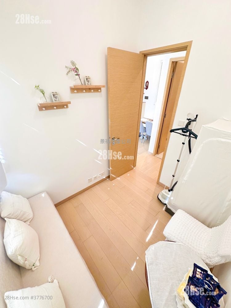 Mantin Heights Sell 2 Bedrooms , 1 Bathroom 532 ft²