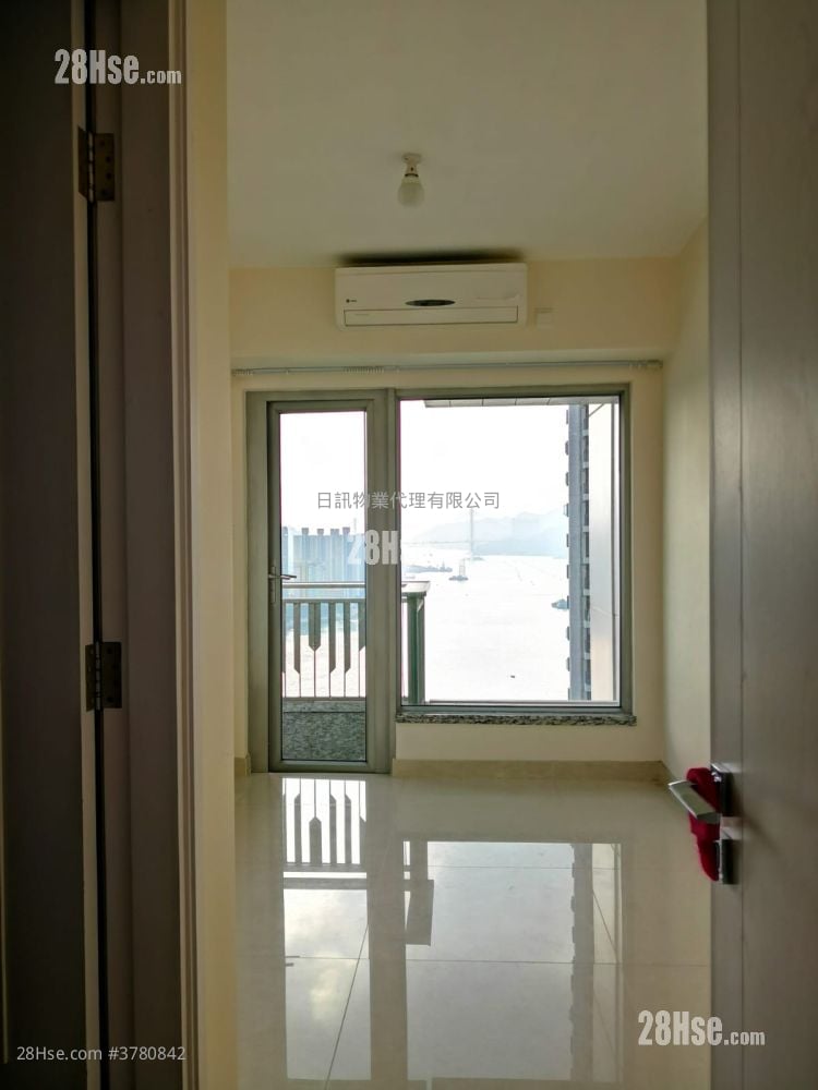 City Point Rental 4 Bedrooms , 3 Bathrooms 914 ft²