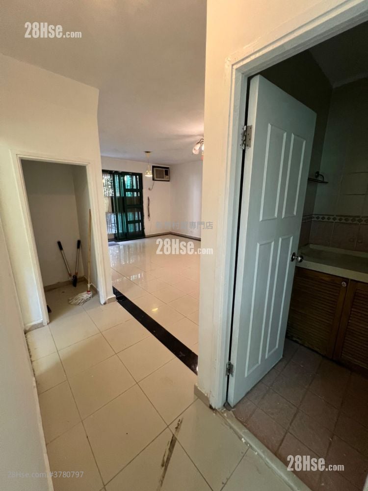 村屋 售盘 3 房 700 平方尺