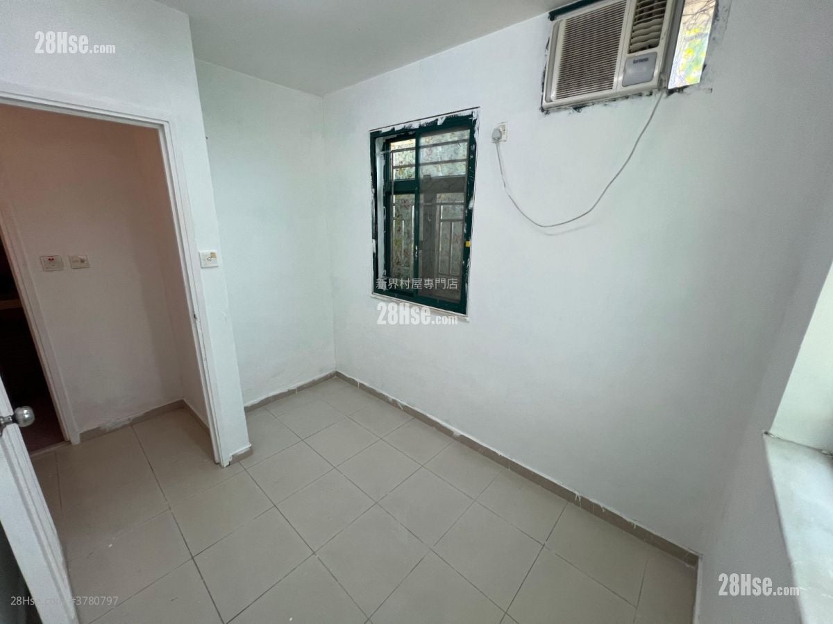 村屋 售盘 3 房 700 平方尺