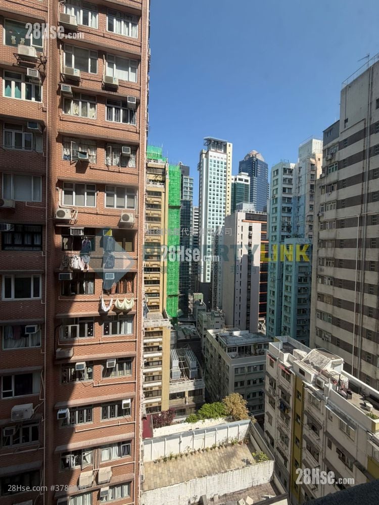 Kelford Mansion Sell 2 Bedrooms , 1 Bathroom 380 ft²